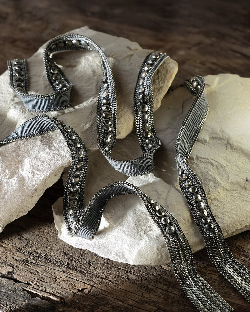 1M012 LONG NECKLACE | GREY - Marie Laure Chamorel